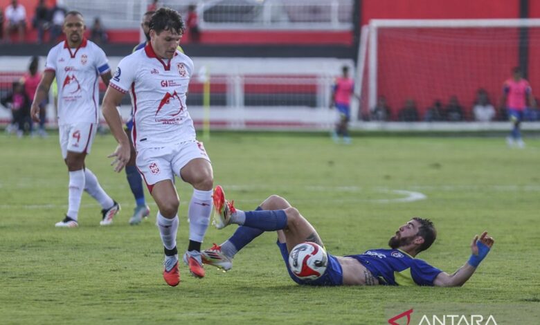 Dewa United pinjam Vinicius Duarte dari Malut United