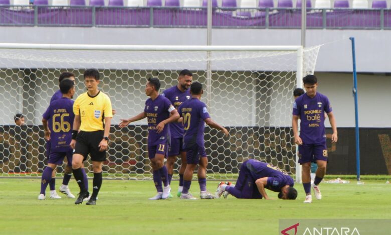 Pena berharap Persita Tangerang mampu semata terus bersaing ke papan berhadapan dengan