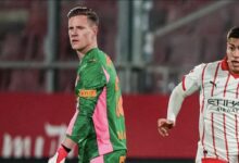 Naik meja operasi, Ter Stegen diperkirakan absen dua bulan