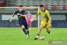 Bojan Hodak sebut Persib harus kerja keras hadapi Persita