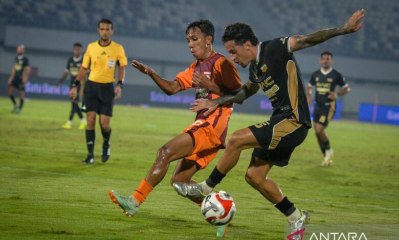 Dewa United lanjutkan tren kemenangan dengan tekuk Borneo 2-1