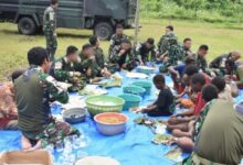 Satgas Yonif 5 Marinir Ciptakan Harmoni Budaya ke Yahukimo, Jalin Erat Persaudaraan